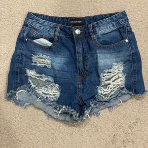 FASHION NOVA Denim shorts!
